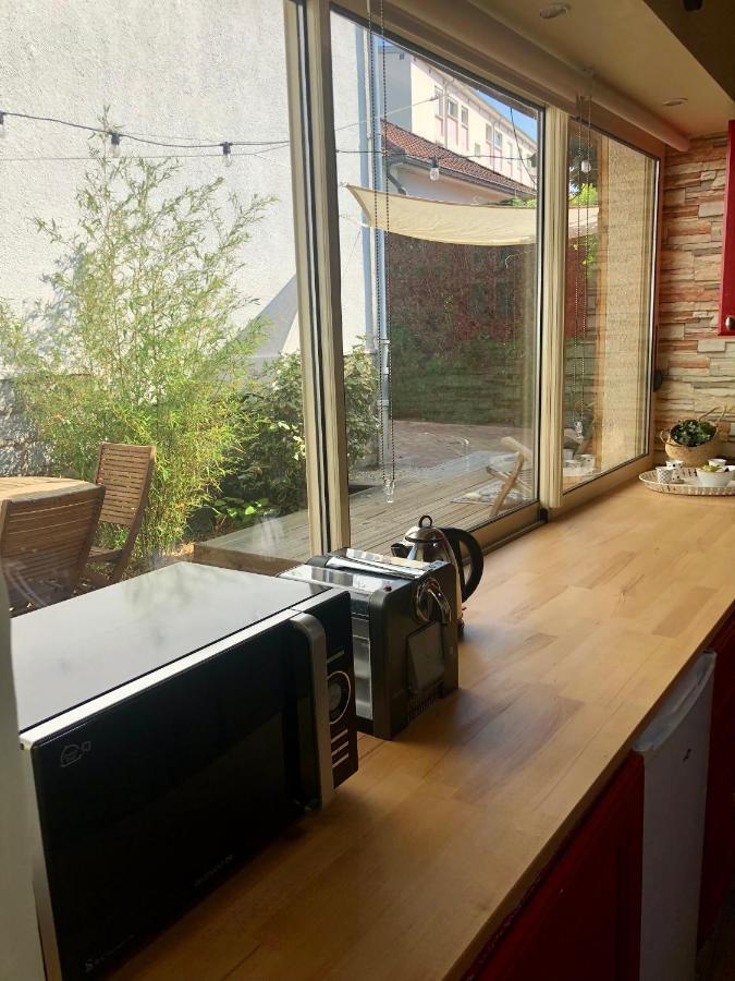 - Le Patio - Calme, Chaleureux, Unique Apartment Besançon Exterior foto